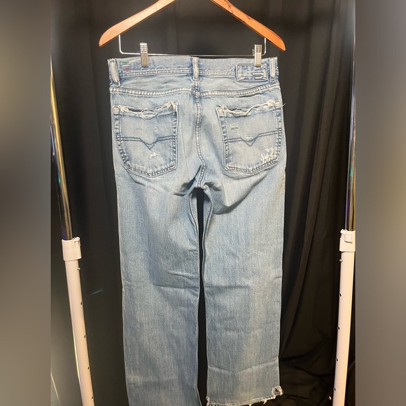 Men’s Diesel Jeans - Picture 2 of 2